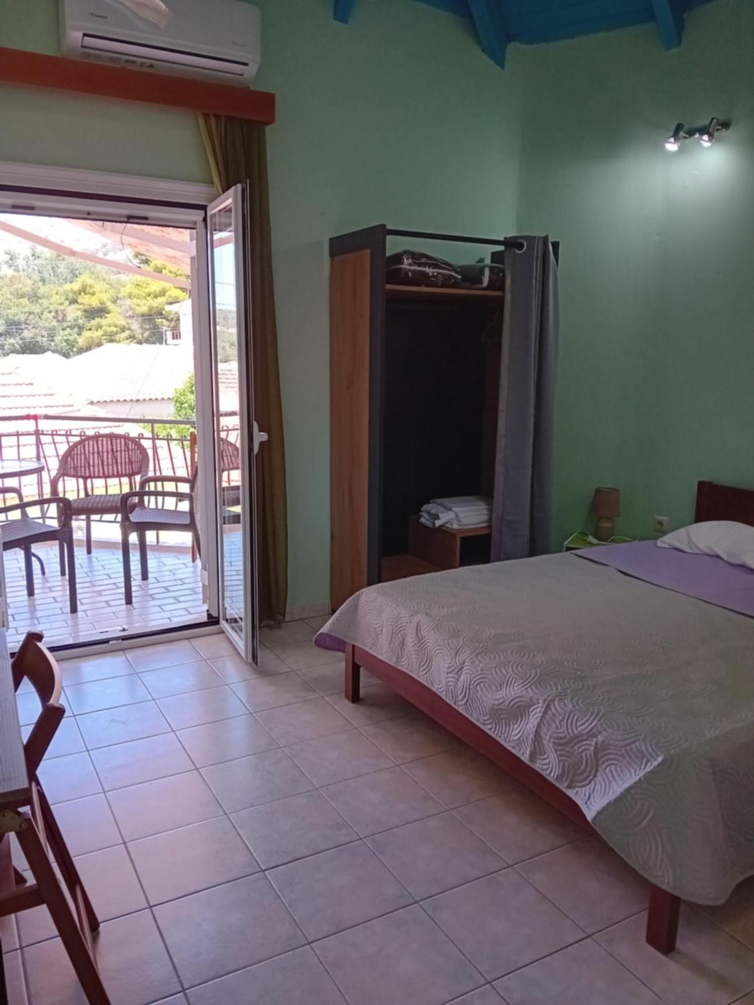 Valta'S Room 3 Palairos Экстерьер фото